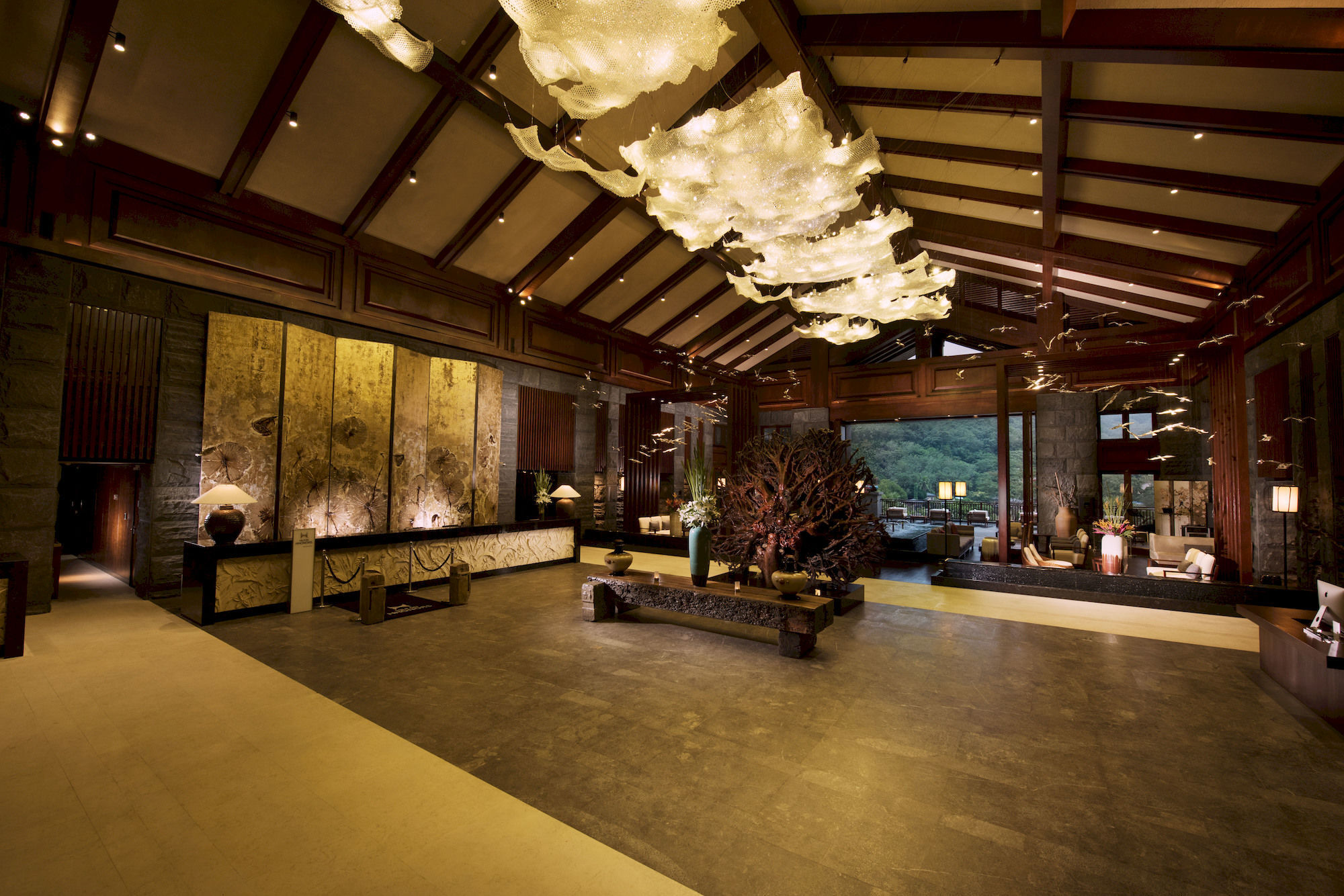 Doubletree Resort By Hilton Hotel Hainan - Qixianling Hot Spring Baoting ภายนอก รูปภาพ
