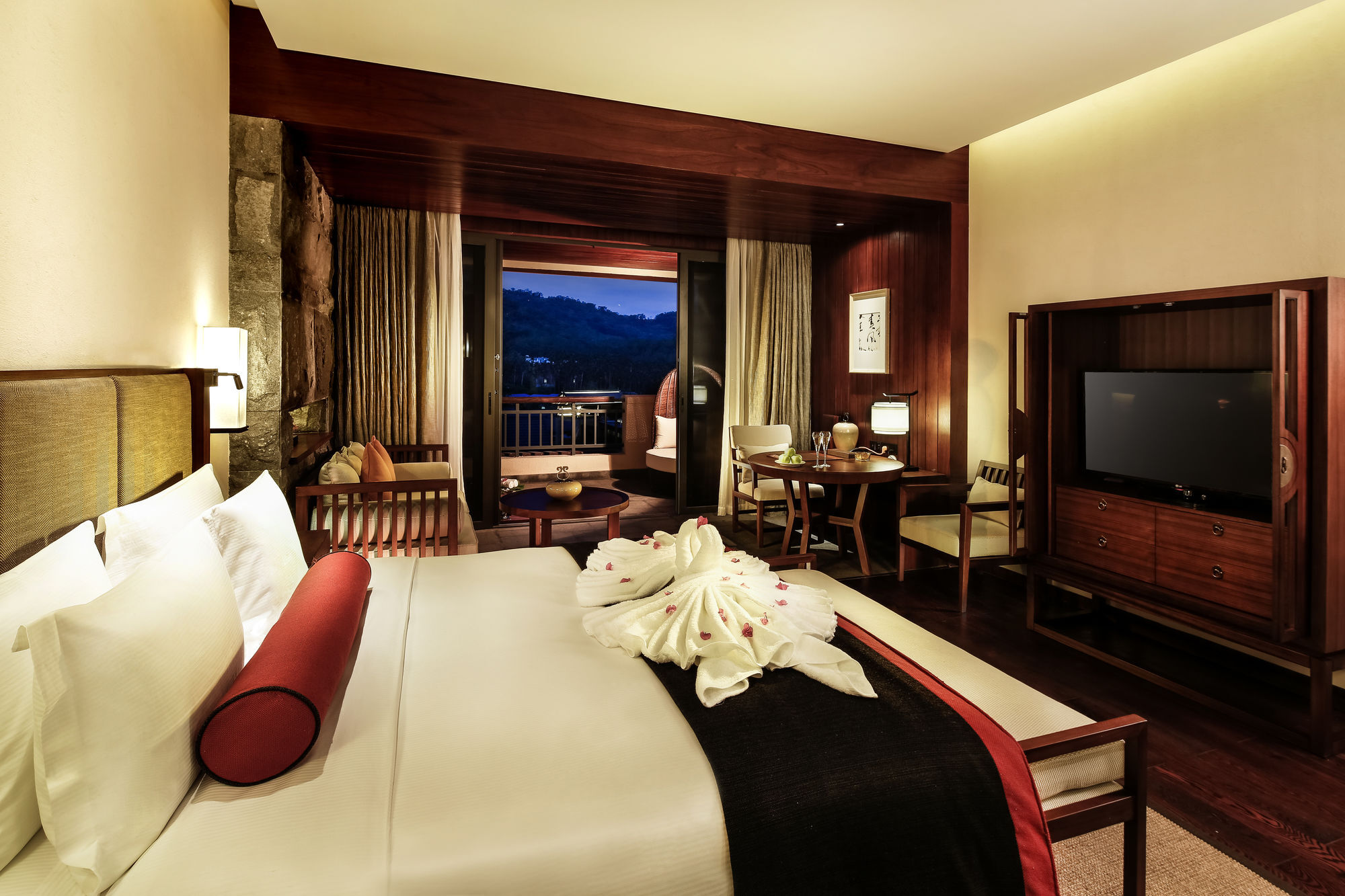 Doubletree Resort By Hilton Hotel Hainan - Qixianling Hot Spring Baoting ภายนอก รูปภาพ